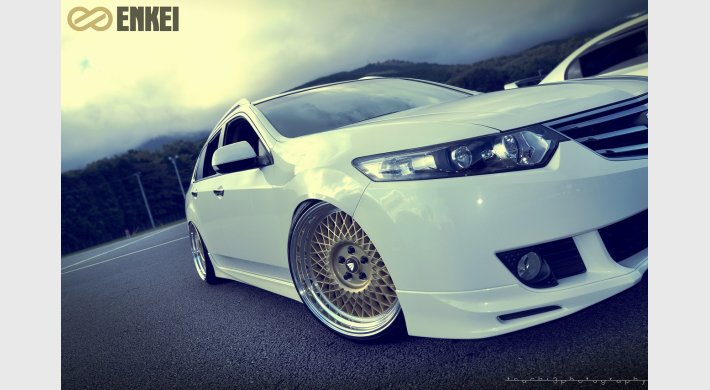 ホンダ アコード ツアラー｜USERS GALLERY｜ENKEI WHEELS
