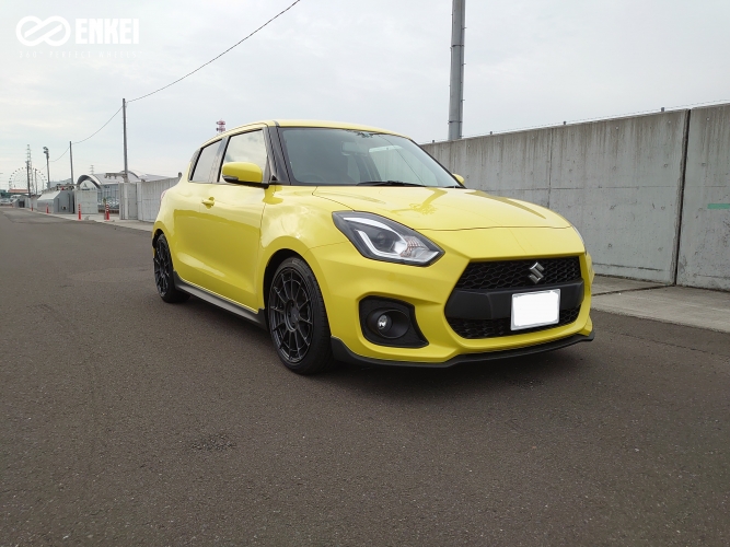スイスポ スズキ スイフトスポーツ ZC33S ENKEI GTC02×POTENZA Adrenalin
