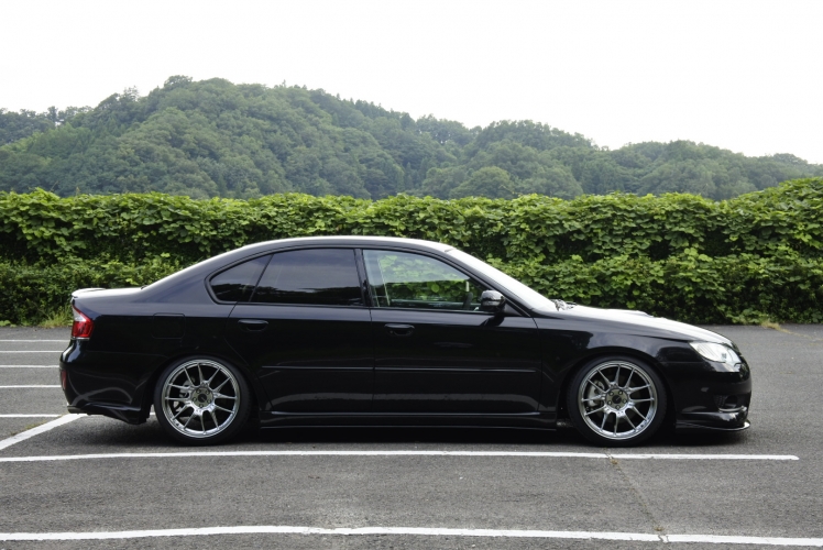 スバル レガシィB4｜USERS GALLERY｜ENKEI WHEELS