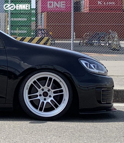 フォルクスワーゲン ゴルフ 6 GTI｜USERS GALLERY｜ENKEI WHEELS