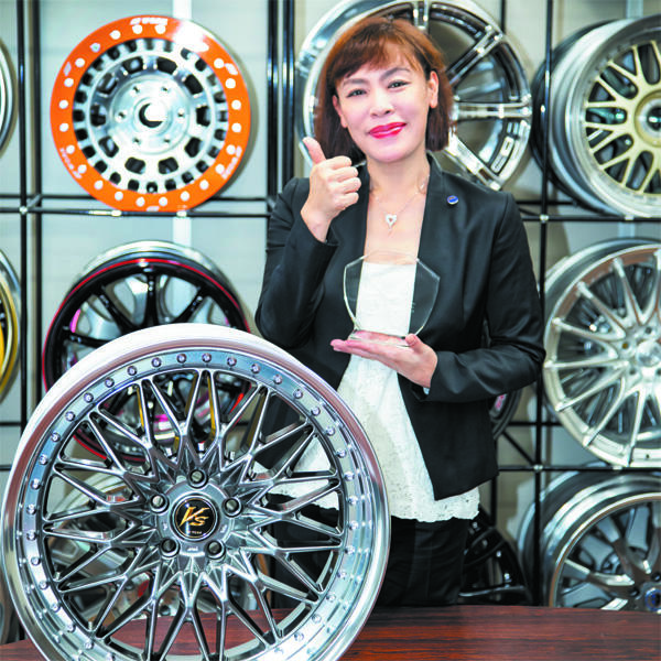 歩んだ道が 自分をつくる｜ヒューマントーク｜ENKEI WHEELS